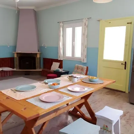 Friendly Orchard Oasis In Corfu's Tranquil Heart Holiday home Vigglatouri